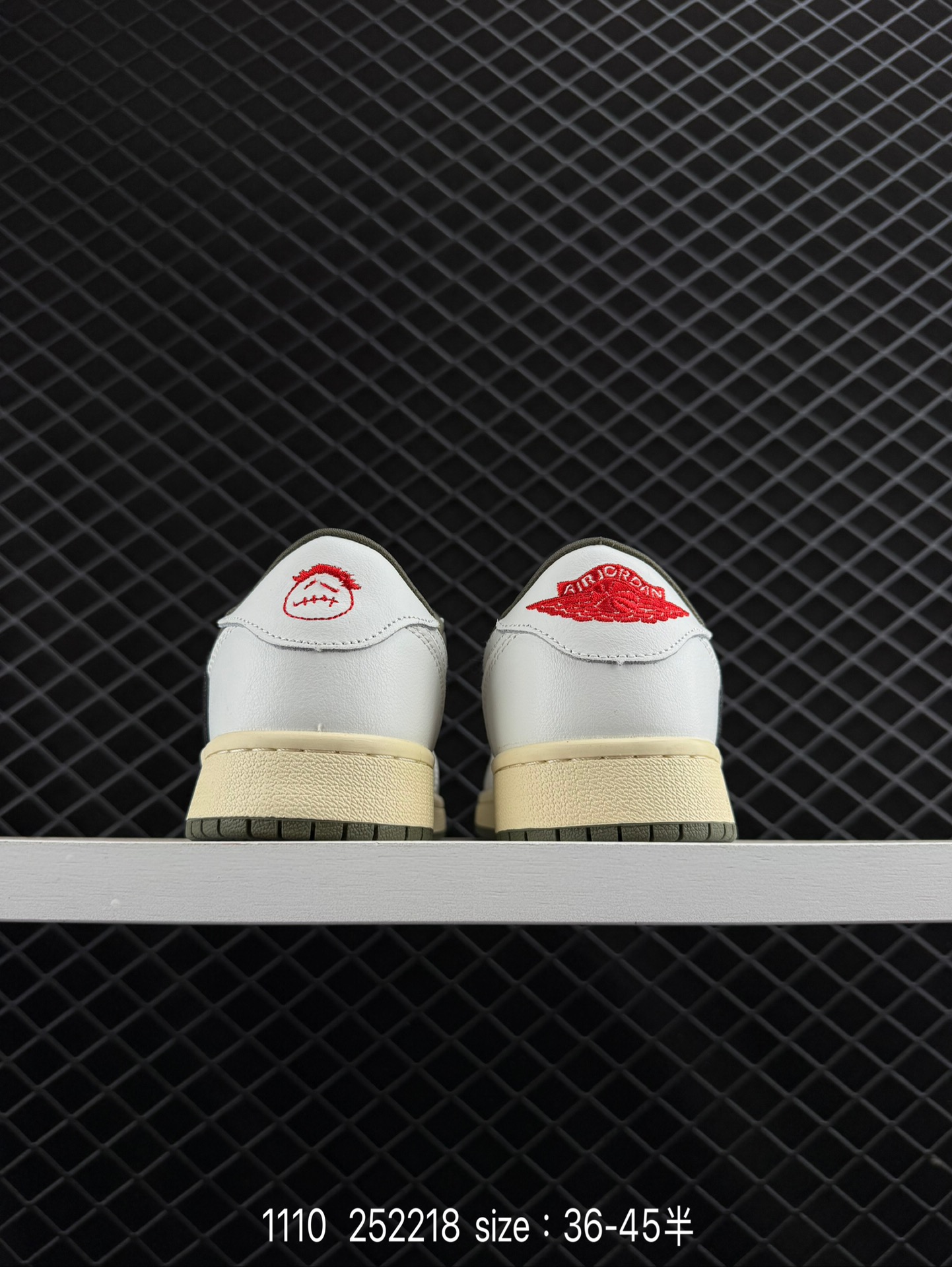 Air Jordan 1 Low AJ1